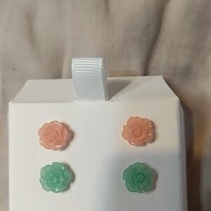 Chic Floral Stud Earrings Set